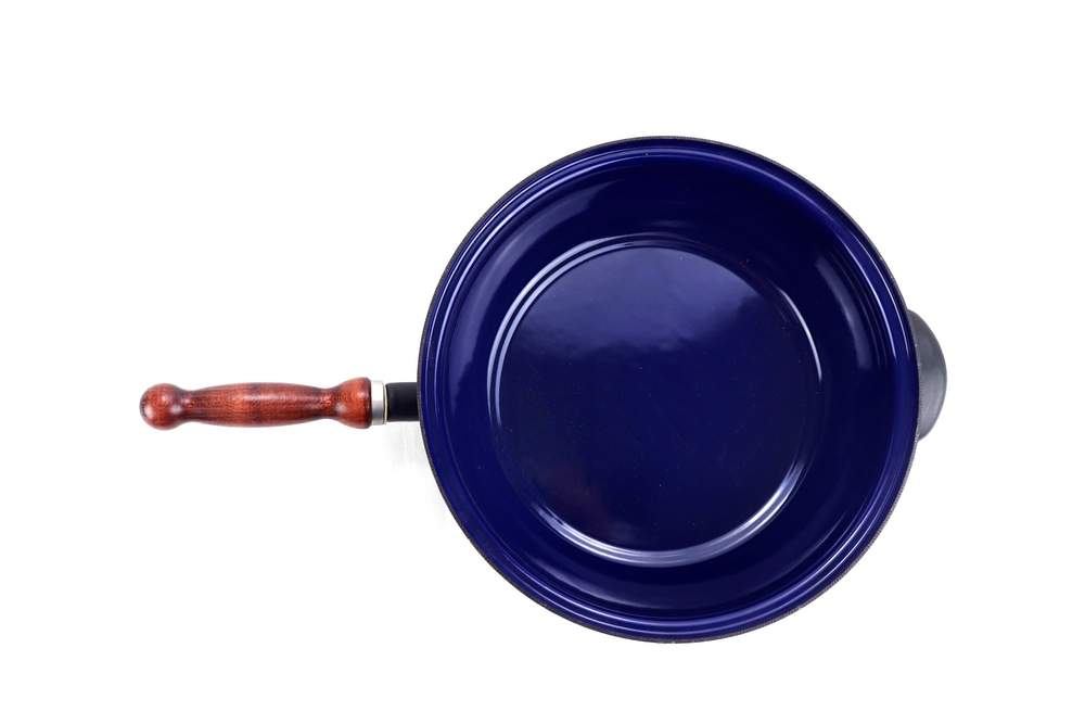 Emajlirana tava s odvojivom drvenom drškom ø 28 cm – BSE | BELIS