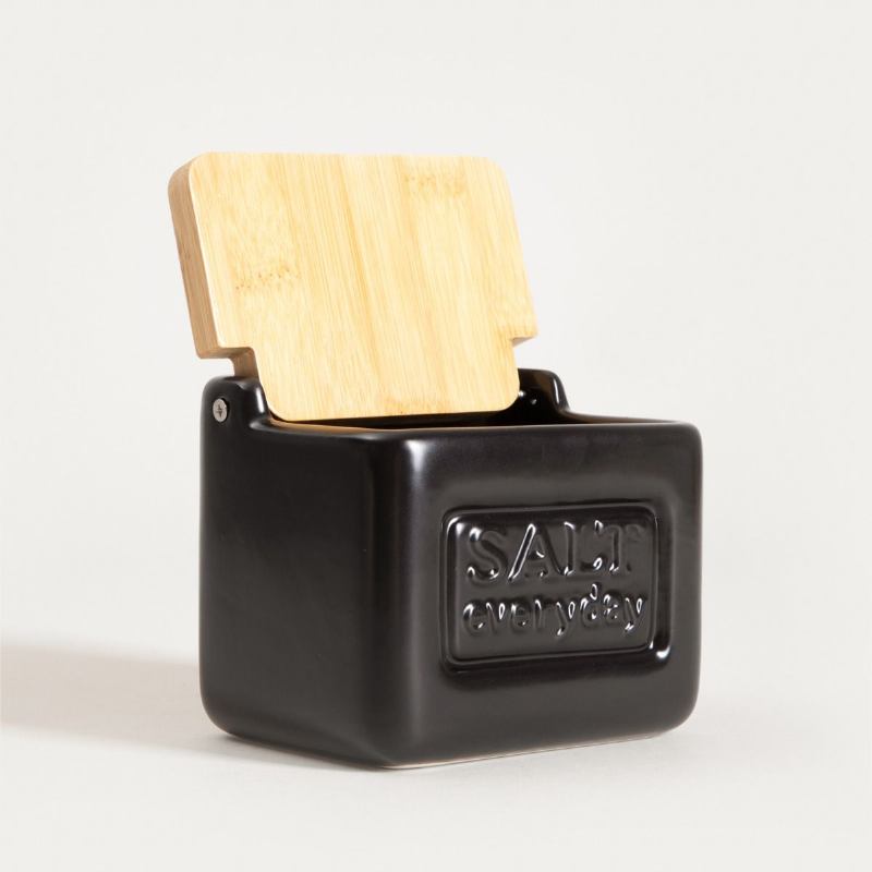 POSUDA ZA SOL POIRCULANSKA 12X11 CM CRNA