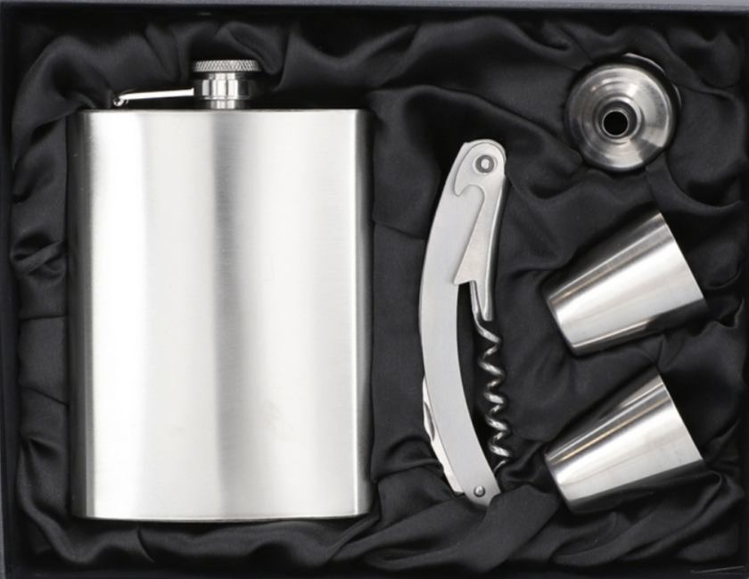 SET PLJOSKA + ČAŠICE +OTVARAČ +LIJEVAK