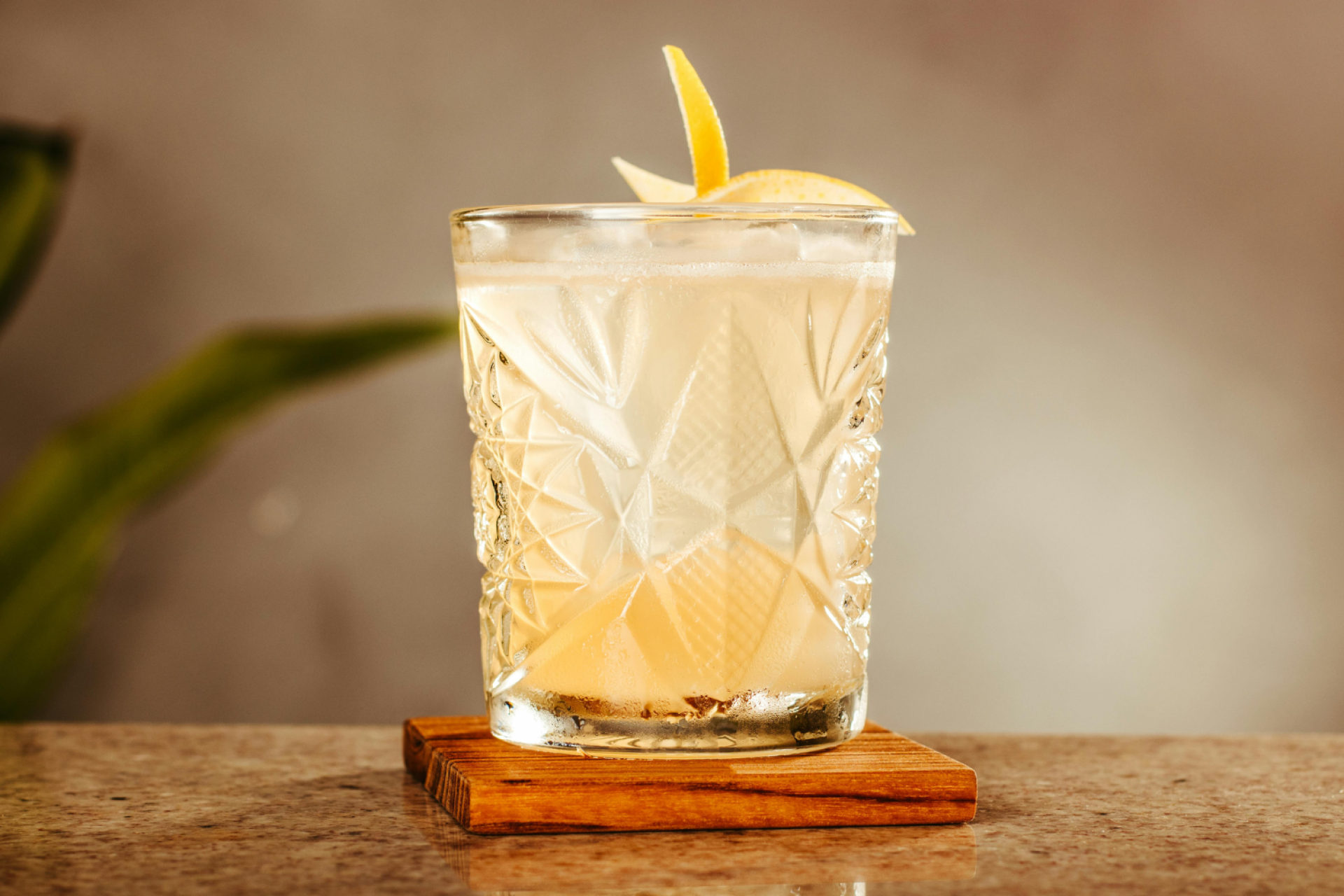 ČAŠE, DEKANTERI I BOCE