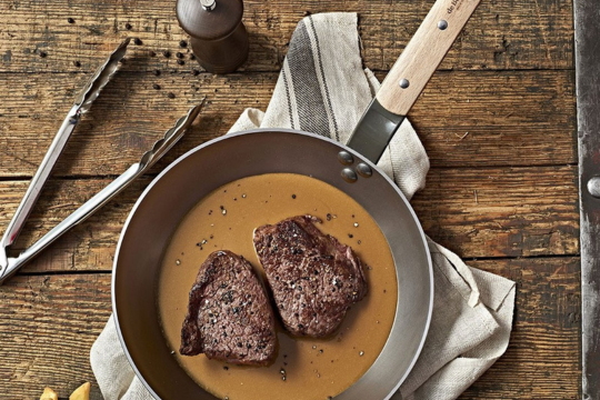 Tava za prženje od željeza, De Buyer, 28 cm